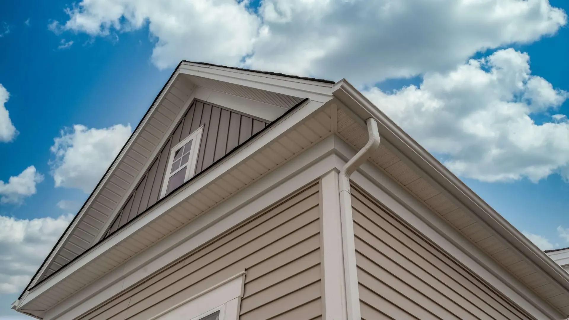 Horizontal Or Vertical Siding – Which Is Better?