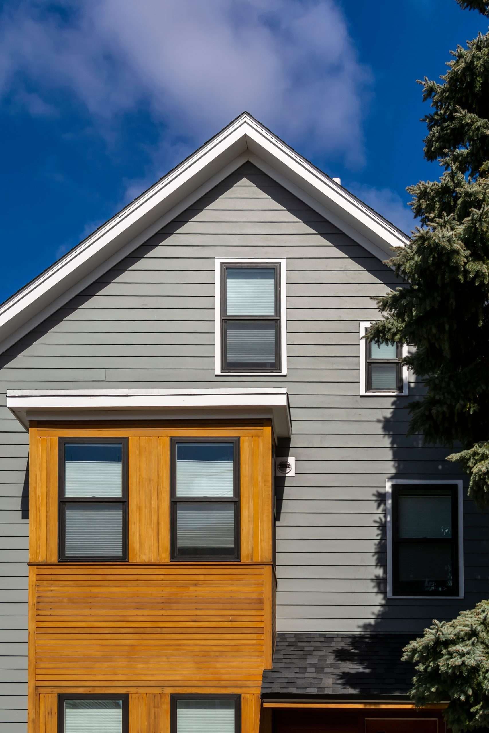 narrow house siding springville