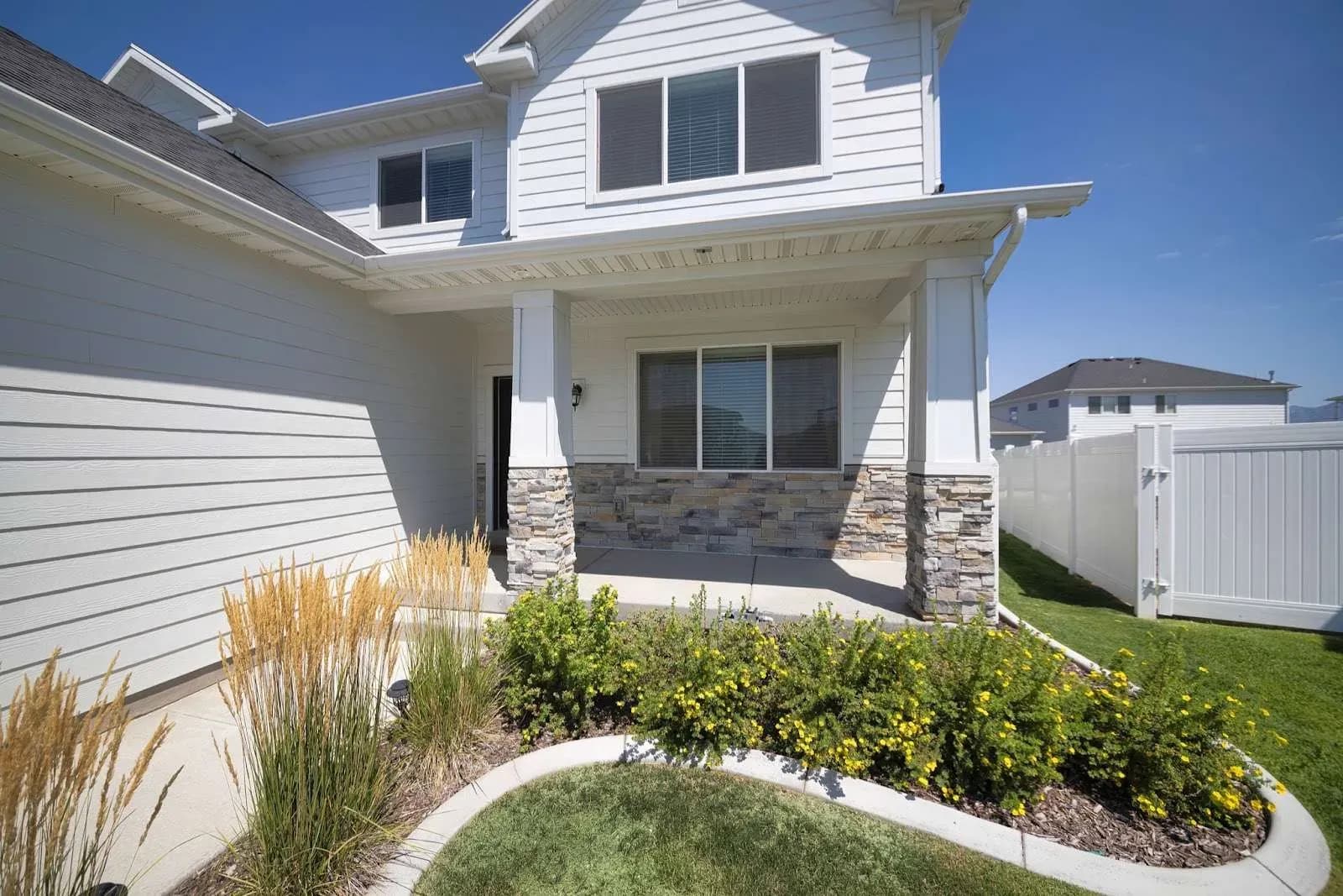 Benefits Of Replacing Your Siding And Windows Together In West Jordan, UT