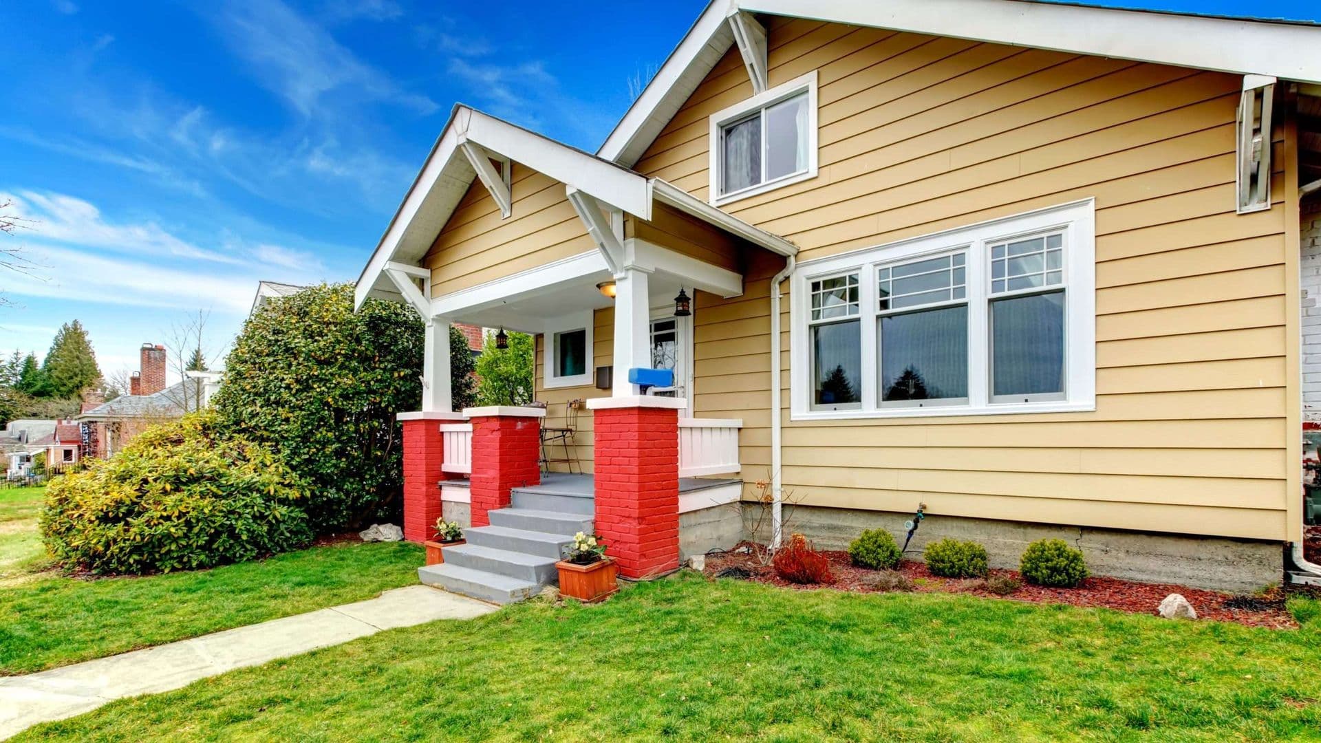 yellow siding replacement pleasant grove